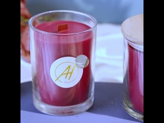 شمعة معطرة في وعاء زجاجي وزن الشمع 380 جرام مع غطاء خشبي