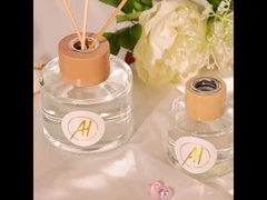 زيت عطري فاخر زجاجة سوداء من الزجاج ناشر أعواد عطرية 100 مل