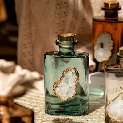 عطر منزلي فاخر مطهر الهواء العلامة التجارية الخاصة زجاجة زجاجية القصب المنتشر مجموعات