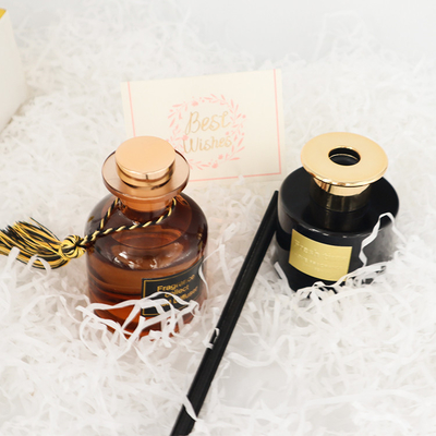 Aroma Reed Diffuser 126ml مجموعة هدايا فاخرة في زجاجة بنية لعطر المنزل