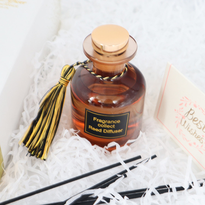 Aroma Reed Diffuser 126ml مجموعة هدايا فاخرة في زجاجة بنية لعطر المنزل