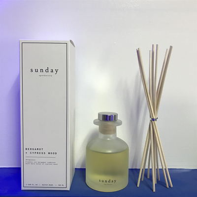 معطر Aroma Reed Diffuser 126 مل مجموعة هدايا فاخرة برائحة اللافندر مع غطاء فضي