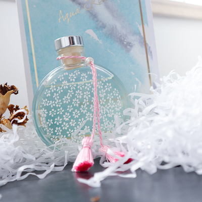 Aroma Reed Diffuser 130ml مجموعة هدايا فاخرة مع عقدة وردية وصندوق صلب