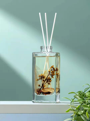 Aroma Reed Diffuser 150ml Square Perfume مجموعة هدايا فاخرة مع زهرة مجففة